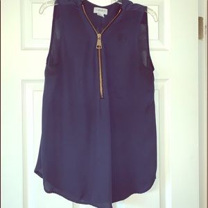 🌎 2/$18 Navy blue blouse size xl